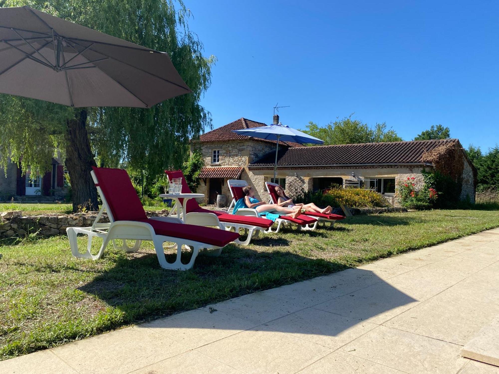 Sfeervol Vakantiehuis Op Landgoed Aan De Dordogne Villa Prudhomat Екстериор снимка