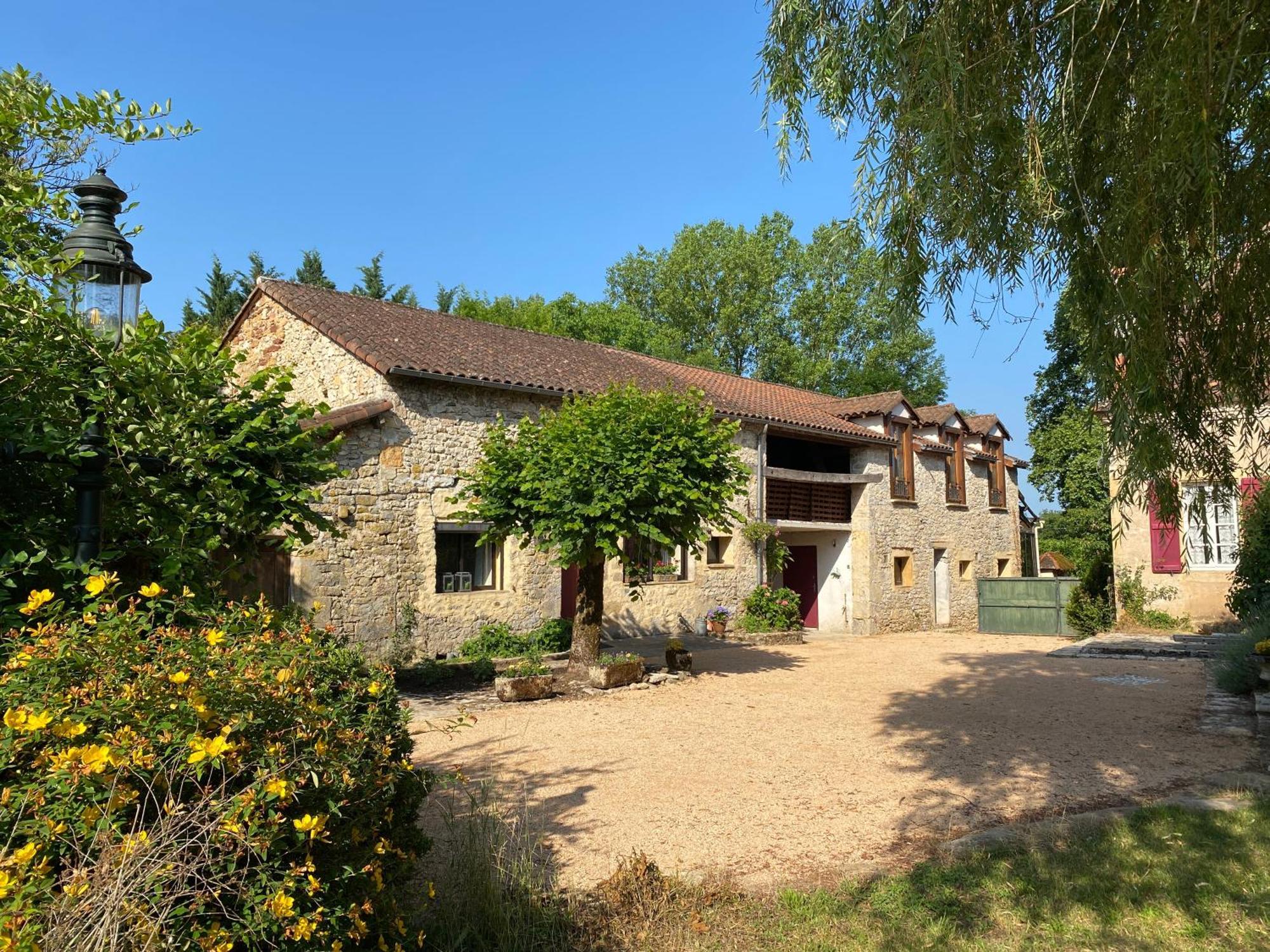 Sfeervol Vakantiehuis Op Landgoed Aan De Dordogne Villa Prudhomat Екстериор снимка